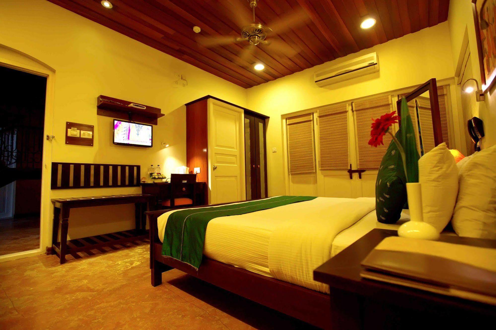 Tea Bungalow Kochi Exterior photo