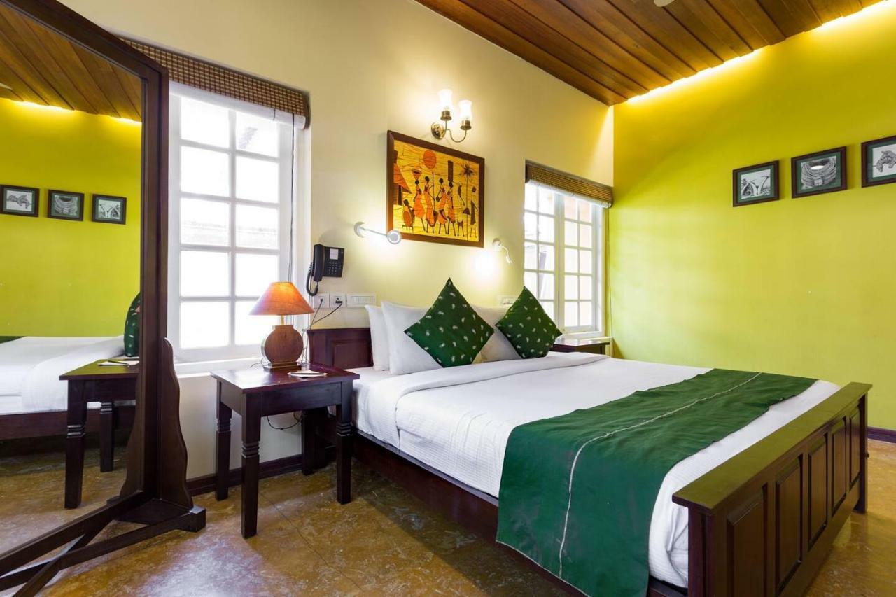 Tea Bungalow Kochi Exterior photo